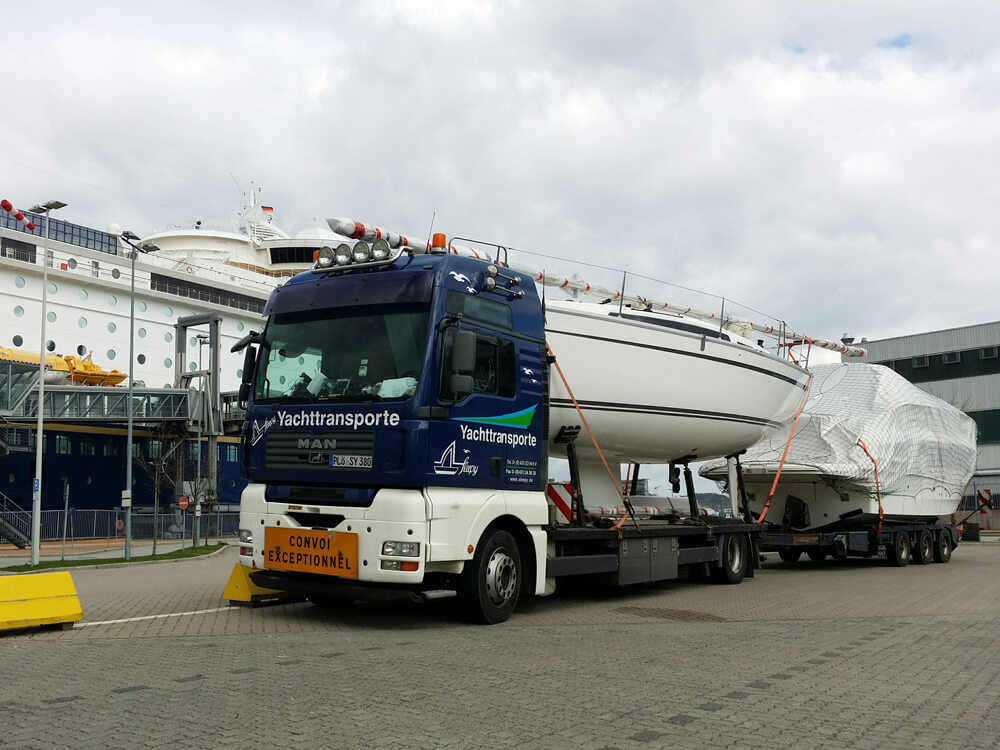 Sleepy Vehicle with Dual Yacht Transport to Norway | Sleepy Yacht & Special Transport